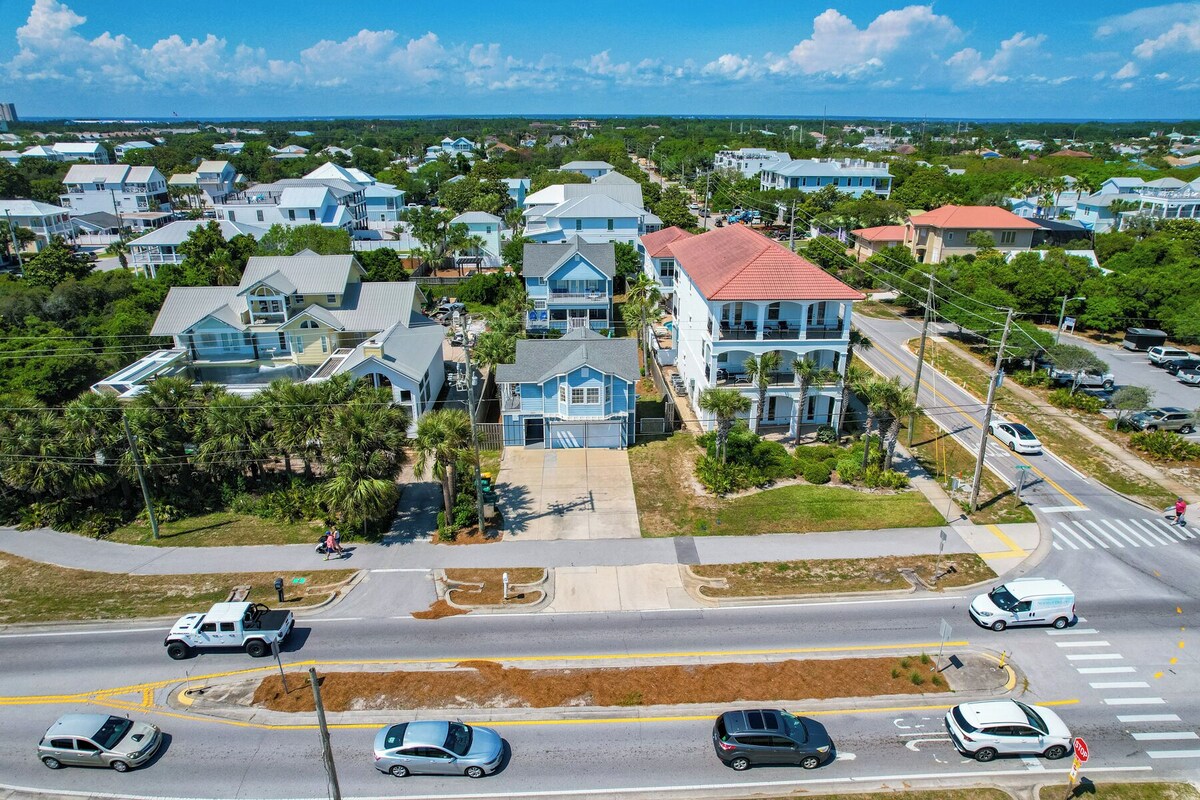 Photo 66 of 7 BR, Gulf Views, Across From Beach, Movie Theater, Pool/Spa, Discount Golf Cart
