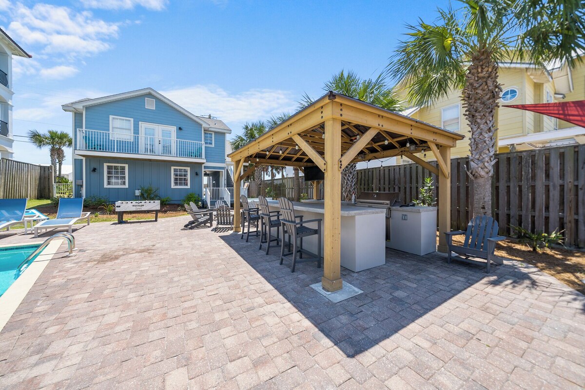 Photo 5 of 7 BR, Gulf Views, Across From Beach, Movie Theater, Pool/Spa, Discount Golf Cart