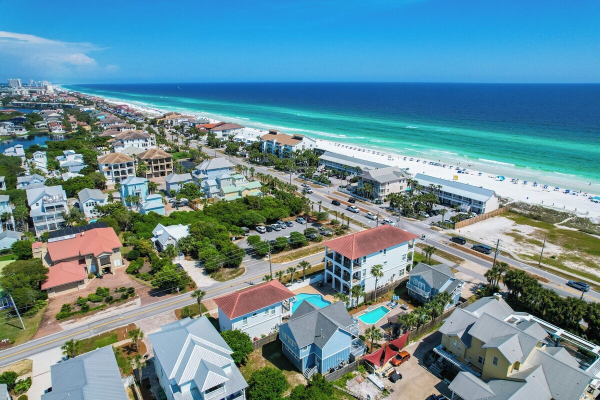 Photo 62 of 7 BR, Gulf Views, Across From Beach, Movie Theater, Pool/Spa, Discount Golf Cart