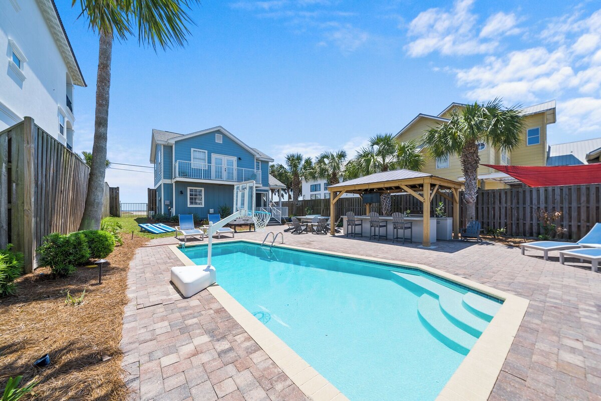 Photo 2 of 7 BR, Gulf Views, Across From Beach, Movie Theater, Pool/Spa, Discount Golf Cart