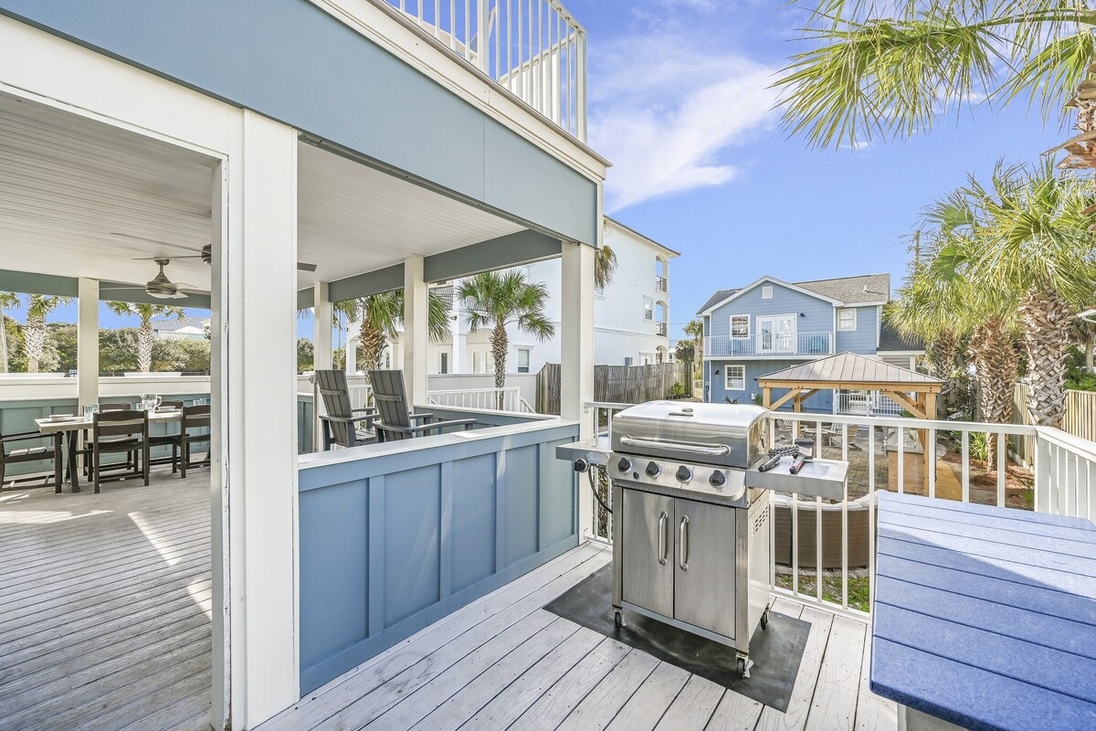 Photo 11 of 7 BR, Gulf Views, Across From Beach, Movie Theater, Pool/Spa, Discount Golf Cart