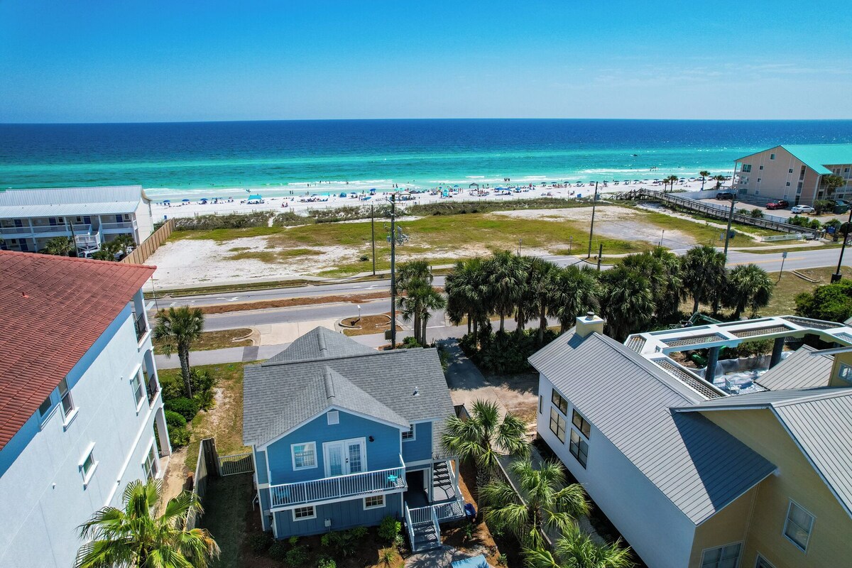 Photo 58 of 7 BR, Gulf Views, Across From Beach, Movie Theater, Pool/Spa, Discount Golf Cart