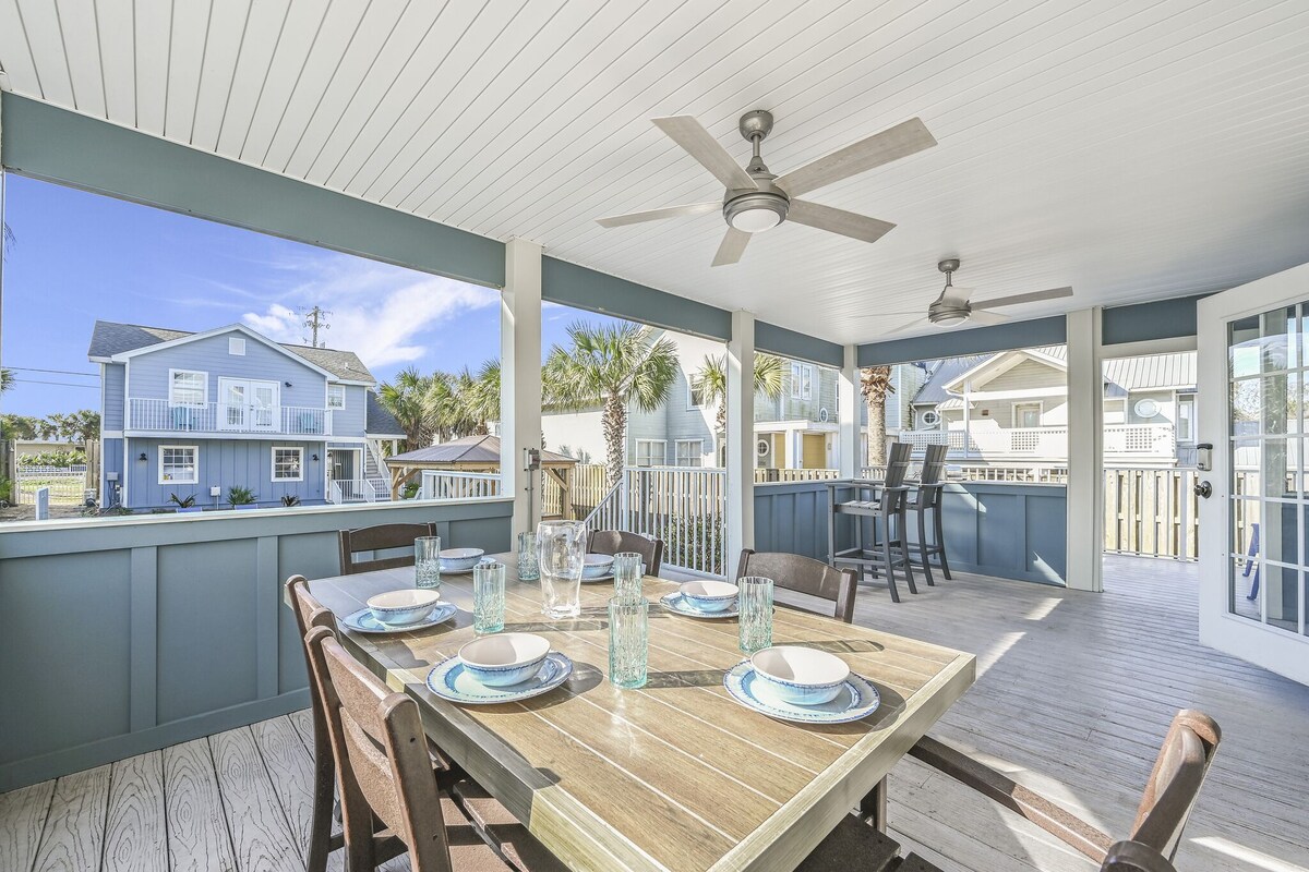 Photo 10 of 7 BR, Gulf Views, Across From Beach, Movie Theater, Pool/Spa, Discount Golf Cart