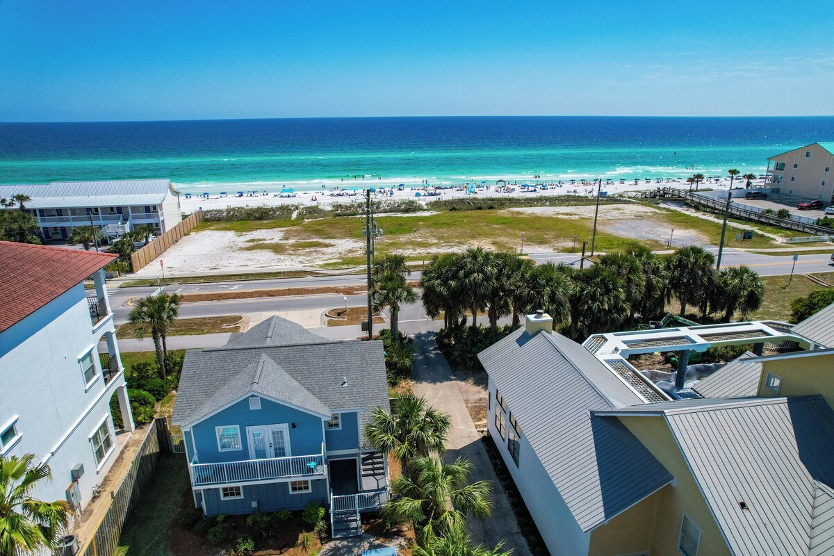 Photo 59 of 7 BR, Gulf Views, Across From Beach, Movie Theater, Pool/Spa, Discount Golf Cart