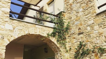 Villa, 2 Bedrooms, Smoking, Private Pool | Exterior