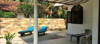 Swiss Villa Moragalla Beach