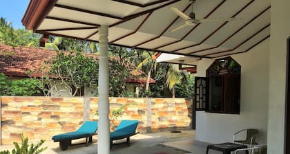 Swiss Villa Moragalla Beach