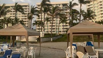 Departamento, 4 habitaciones, para fumadores, balcón | Playa