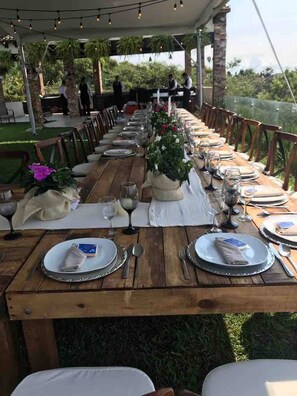 Casa, varias habitaciones, para fumadores, alberca privada | Restaurantes