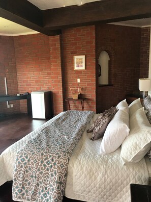 Casa, varias habitaciones, para fumadores, alberca privada | 7 habitaciones