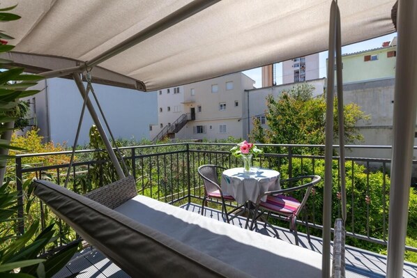 Apartment, 1 Bedroom, Smoking, Patio | Terrace/patio