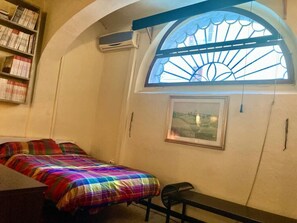 Room - Very Central Studio Apartment (Perugia)