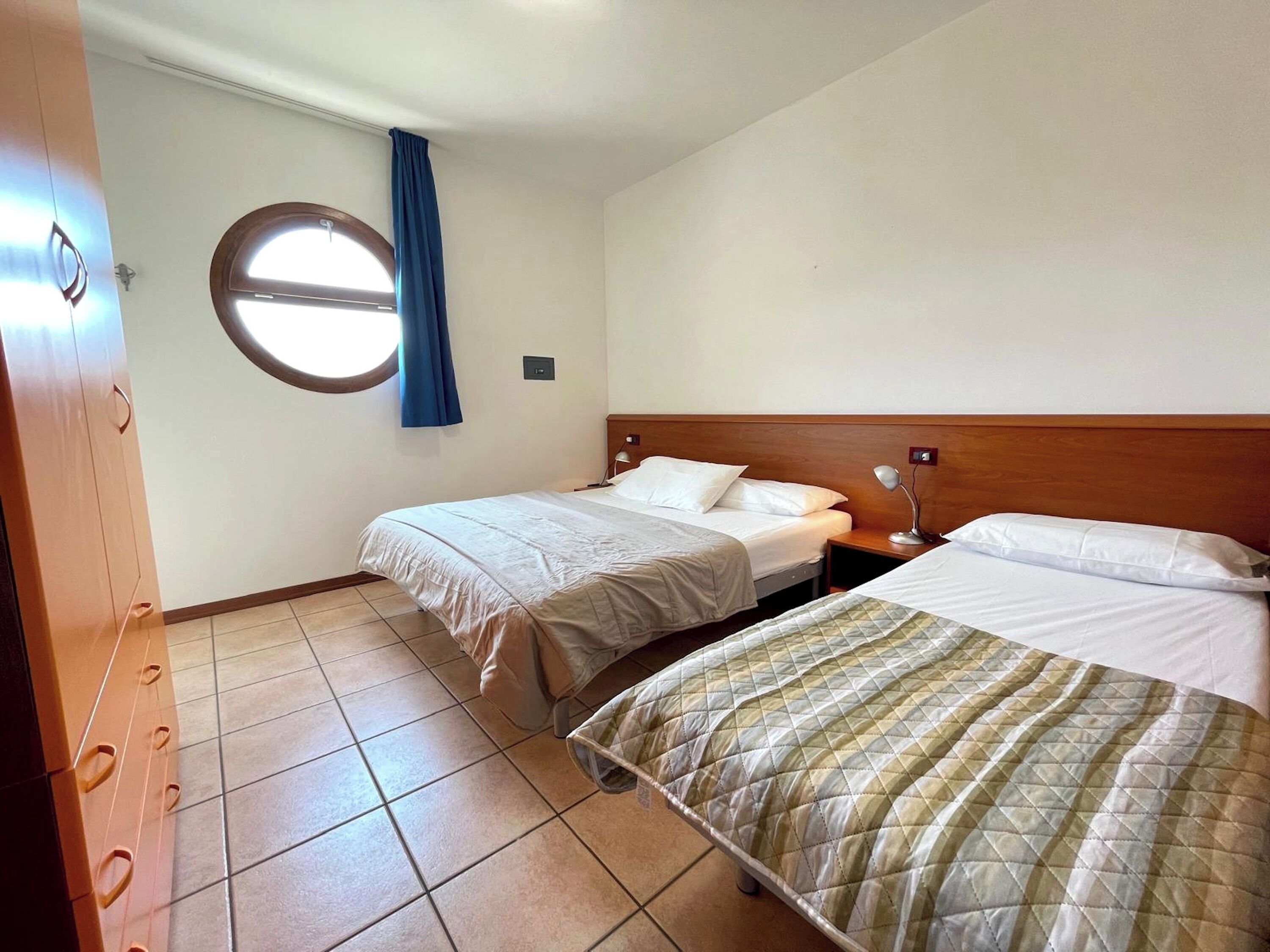 Căn hộ, 2 phòng ngủ, ban công, quang cảnh hồ bơi | 3 phòng ngủ 