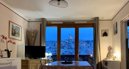 Apartment F2 + terrace - rated 3 stars - with village and Canigou views