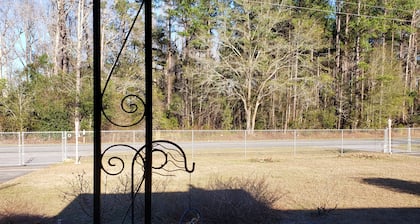 Peaceful and serene farm house on 10 acres