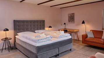 1 Schlafzimmer, BĂŒgeleisen/BĂŒgelbrett, kostenloses WLAN, BettwĂ€sche