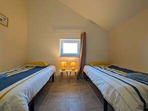 2 bedrooms, free WiFi, bed sheets