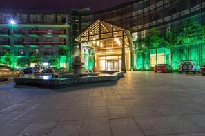 Garden - Jingyang Hotel (Yingshan)