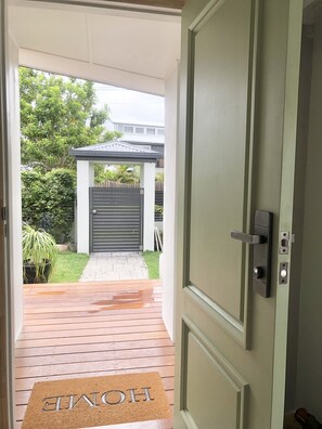 Property grounds - Miami abode (Miami)