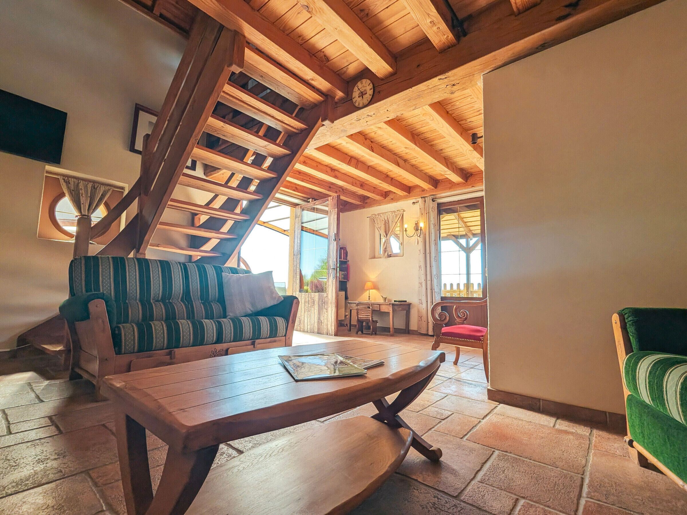 Fernseher, Kamin