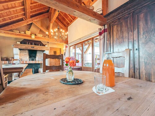 Maison de charme en Berry près d'un golf & spa, jardin d'hiver, vélos, animaux bienvenus - tout inclus