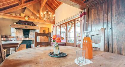 Maison de charme en Berry prÚs d'un golf & spa, jardin d'hiver, vélos, animaux bienvenus - tout inclus