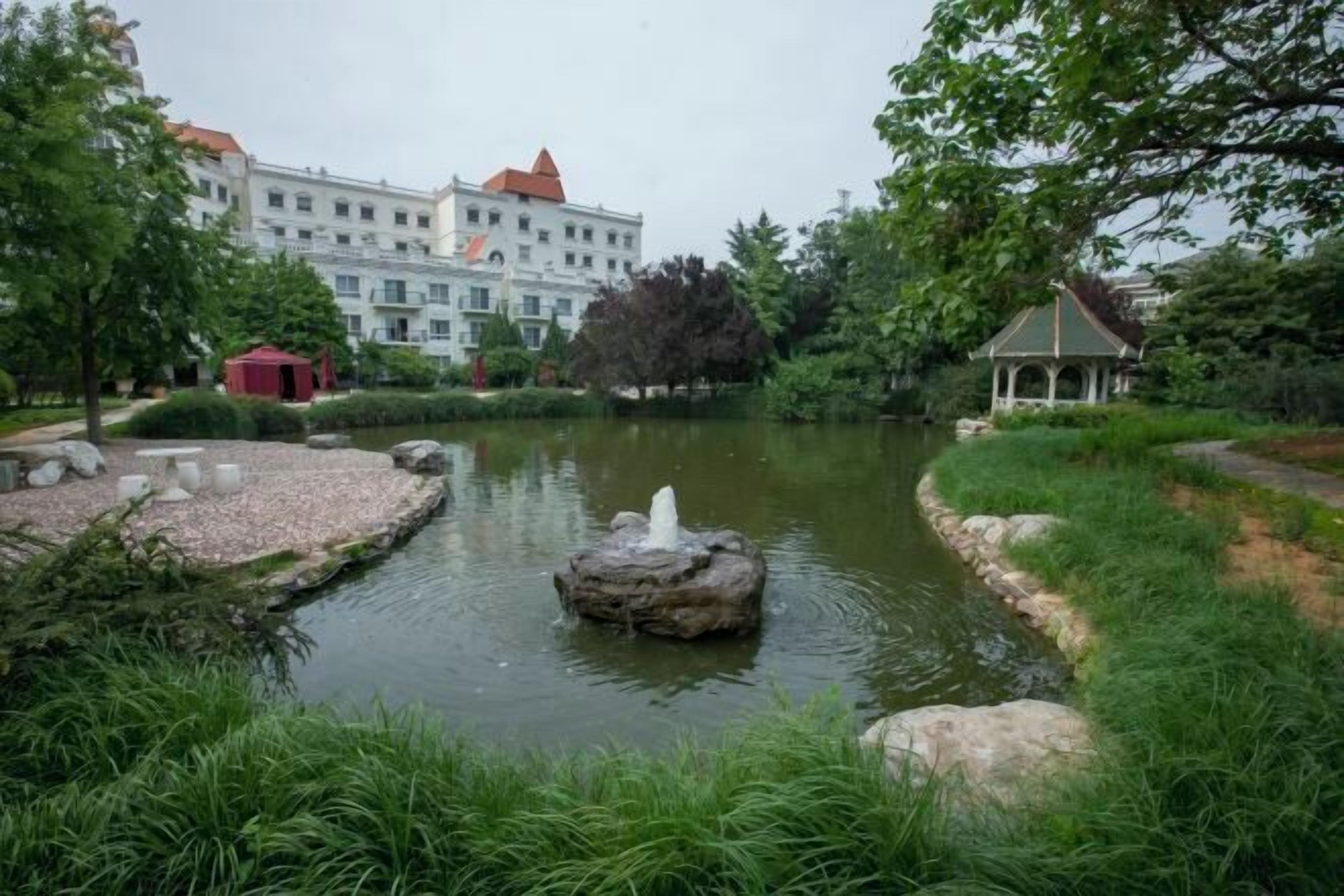 المنشأة من الخارج