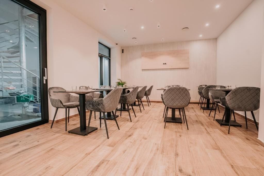 Frokostbuffé hver dag (EUR 18 per person)