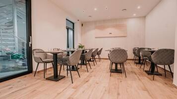 Daily buffet breakfast (EUR 18 per person)