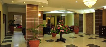 Nomad Paradise Hotel