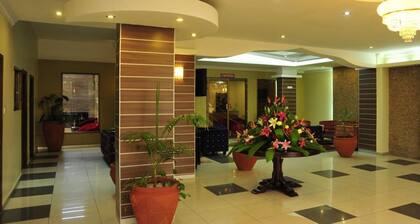 Nomad Paradise Hotel