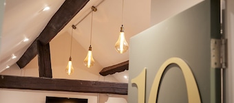 Three Cranes Serviced Apartments