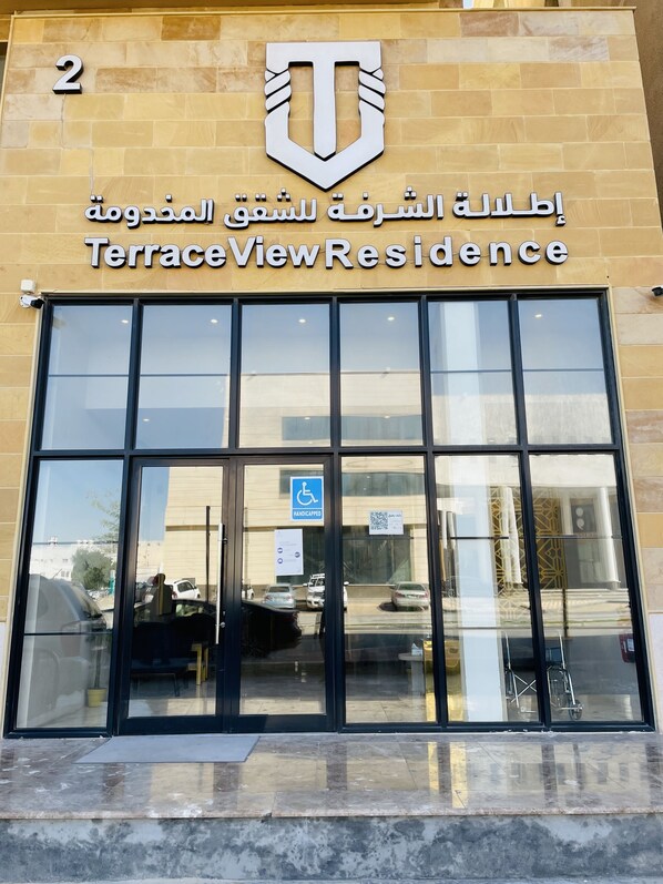 المنشأة من الخارج