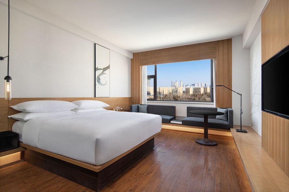 Hampton by Hilton Baiyin