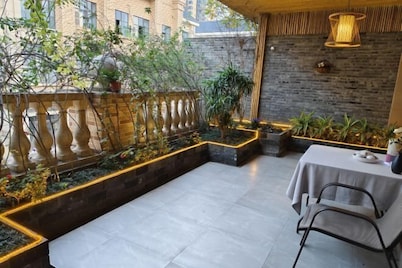 Poli Garden Hotel