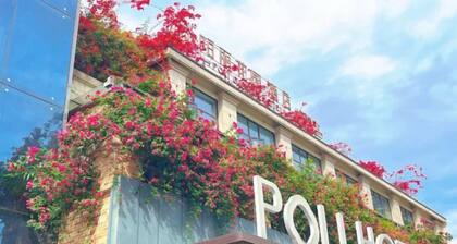 Poli Garden Hotel
