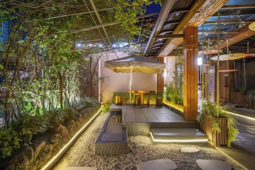Poli Garden Hotel