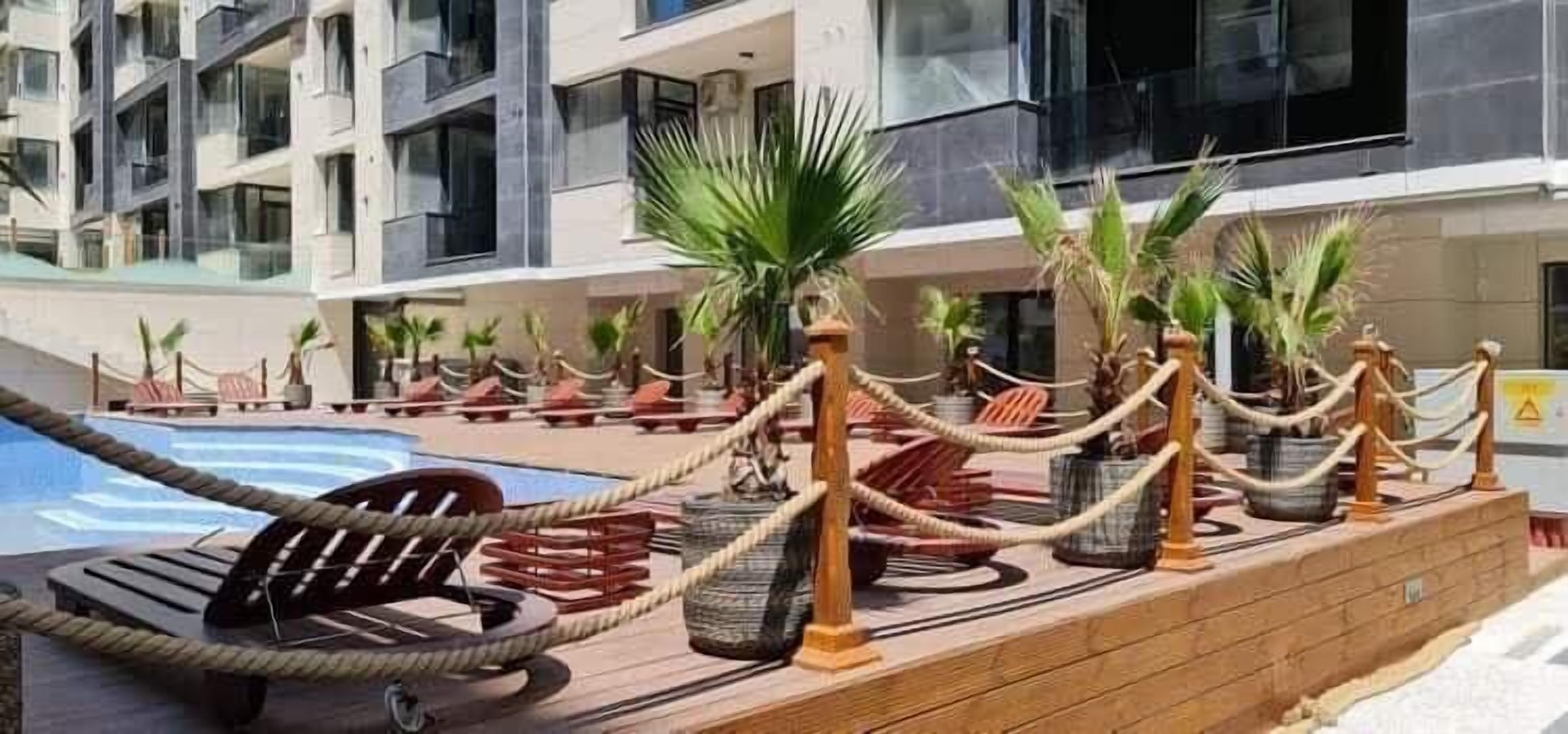 Seasonal outdoor pool