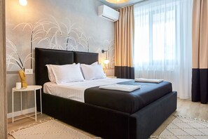 Elite Apartment | Individually decorated, individually furnished, iron/ironing board - Resort Stefan (Navodari)