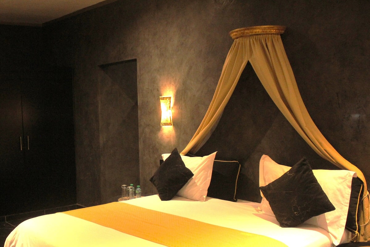 1 habitación, ropa de cama de alta calidad y cubrecamas