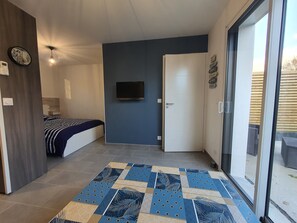 1 camera, Wi-Fi gratuito, lenzuola