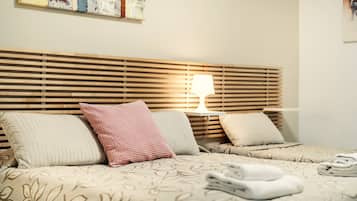 1 Schlafzimmer, Bügeleisen/Bügelbrett, Bettwäsche