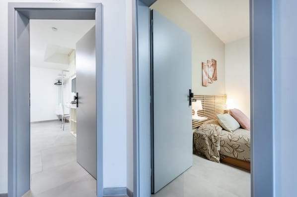 1 Schlafzimmer, kostenloses Internet, Bettwäsche