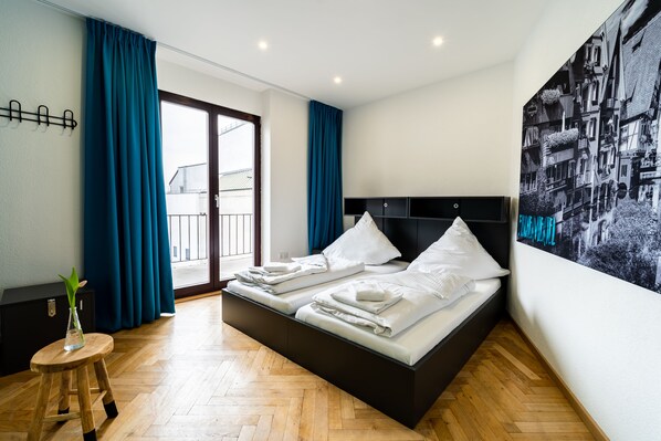 Twin kamer | Verduisterende gordijnen, gratis wifi, beddengoed