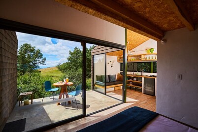 Espectacular Casita en el Bosque 140.000 M2 de verde CC RNT -63503