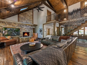 TV, fireplace