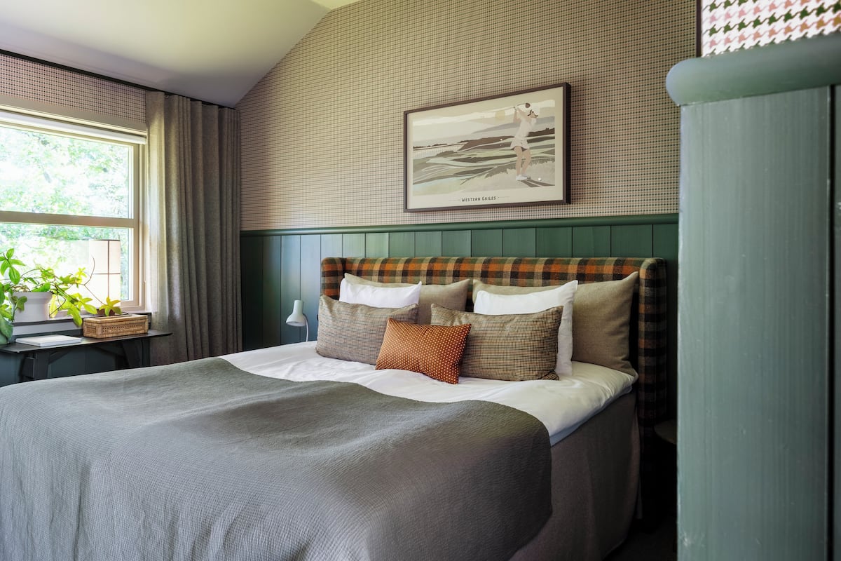 Standard Double Room (Nya) | Individually decorated, individually furnished, free WiFi, bed sheets