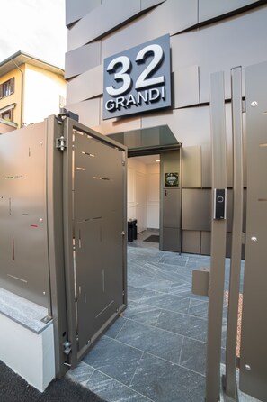 Front of property - GRANDI 32  Boutique Residence (Segrate)