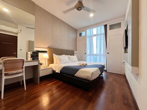 Design Apartment | Individually decorated, individually furnished, desk, laptop workspace - Paragon Suite By Antlerzone (Johor Bahru)