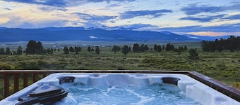 Angel Fire Mtn View Cabin w/ Hot Tub: 2 Mi to Ski